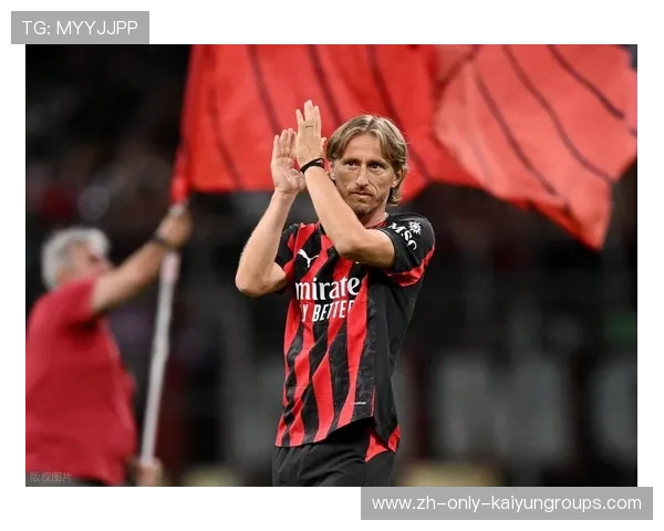 AC米兰外线飙速突破，莱奥卷射挂远角