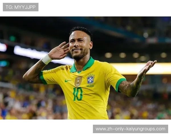 内马尔被队友曝光训练打卡“装睡”搞笑日常