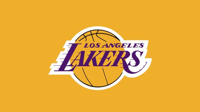 开云体育在线入口-佛罗伦萨多线进攻施压对方门前，佛罗伦萨duomo